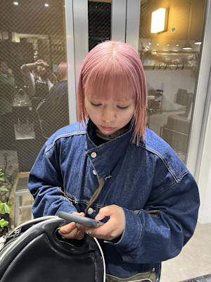 ミルクティーベージュ　グレージュ　ピンクベージュ　ピンク