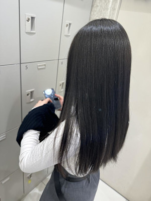 《KANON》艶髪アッシュブラウンカラー