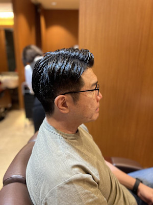 銀座　理容室　大人シチサンショート