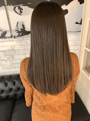 ベージュ系ツヤ髪