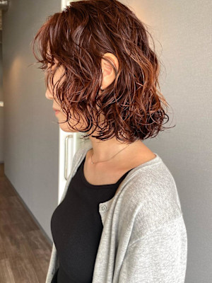 《kitin吉祥寺》レイヤー　ボブ　パーマ