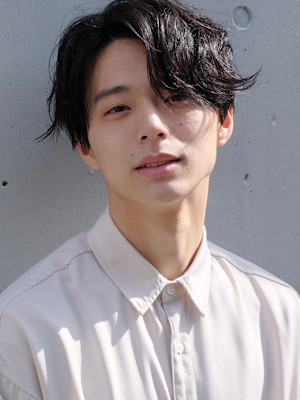 センターパート/カルマパーマ/アッシュブラック