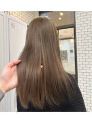 ベージュカラー