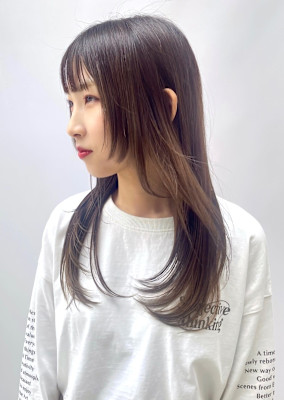 顔周りレイヤー　ハイレイヤー　透明感カラー　グレージュ