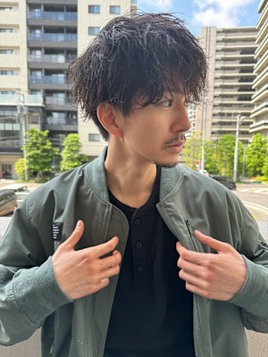 メンズスパイラルパーマ/ナチュラルブラウンカラー/ツーブロッ