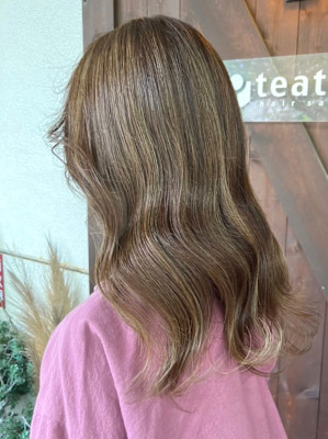 ハイライトカラー　白髪ぼかし　ベージュ系カラー　立体感カラー