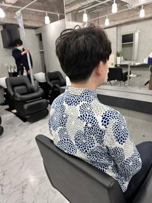 東銀座/アッシュ/ブラック/カルマパーマ/ベリーショート