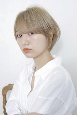 大人丸みショート/ミルクティーベージュ