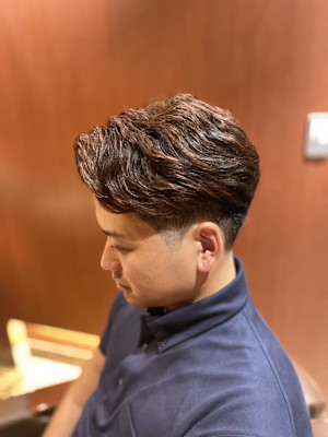 ビジネスショート 毛流れ 理容室