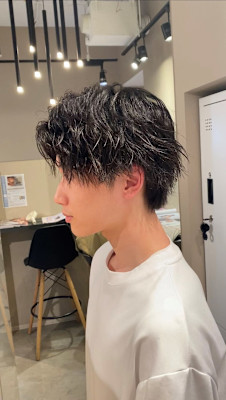 縦落ちツイストスパイラルパーマ