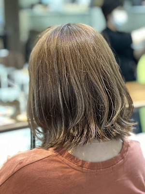 扱いやすさ抜群。このスタイルはカットが非常に大事です。