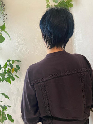 〜大人女性のネイビーカラー〜