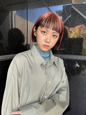 ミルクティーベージュ　グレージュ　タッセルボブ