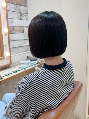 【Ｎｅｏｌｉｖｅｋｕｔａ町田店】切りっぱなしボブ