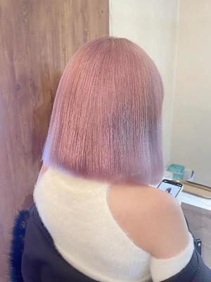 ピンクヘアー