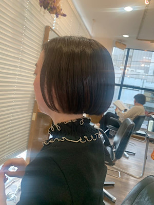 〈新垣　拓未〉似合わせ小顔カット＋イルミナカラー