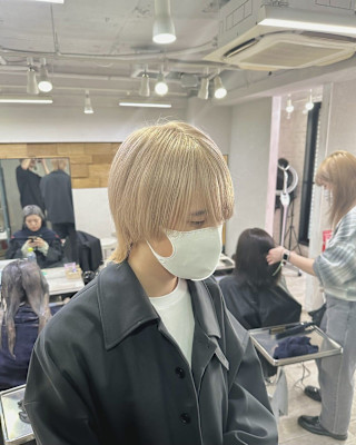 ミルクティーベージュブロンドウルフ