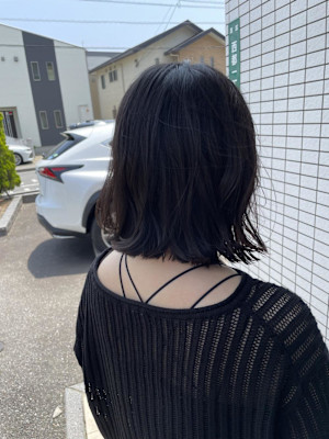 パツっと大人ボブ