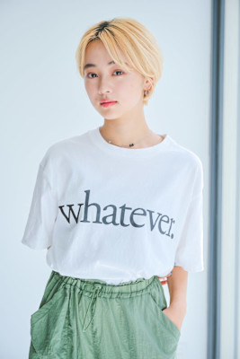 デコだしクールなハンサムショート