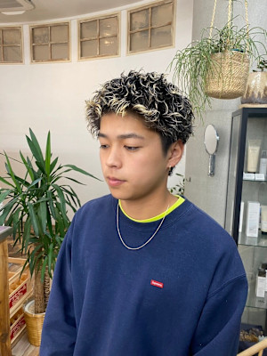 TRUCKIN UP THE PATH×ショート