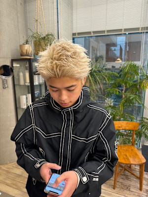 TRUCKIN UP THE PATH×ショート