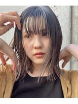 ミディアムボブスタイル