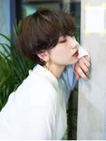 大人かわいいショートスタイル