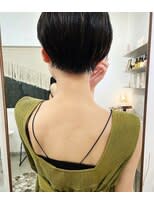 大人かわいいショートスタイル