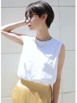 大人かわいいショートスタイル