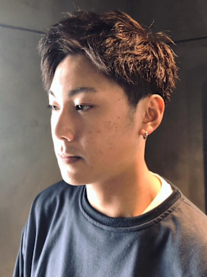 刈り上げショート　ツーブロック　アップバング【札幌】