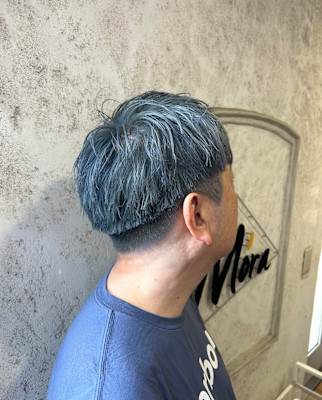 スカイブルーカラー