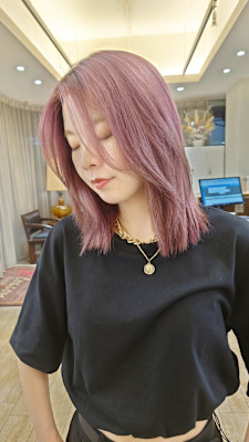 ダブルカラーケアブリーチベージュピンクボブ