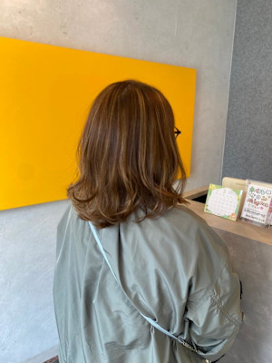 小顔カットくびレイヤーエモージュ大人可愛い