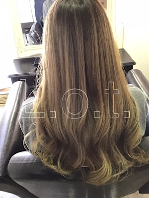 ハイトーンカラー