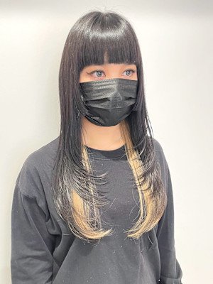 レイヤーカット　姫カット　ブラック×ベージュ　インナーカラー