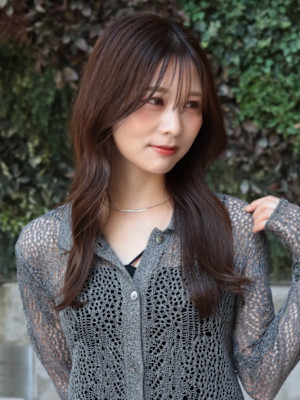 顔周りレイヤー　小顔バング　マロンベージュ　シースルーバング