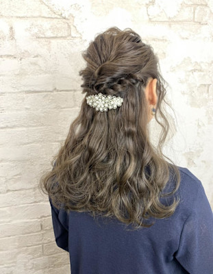 ハーフアップアレンジ【池袋・池袋東口・池袋駅】