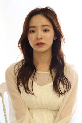 20代30代◎セミディ×かきあげ×大人可愛い外巻きウェーブ