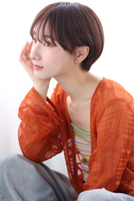 20代30代ショートカット  ひし形ショートボブ 前髪あり