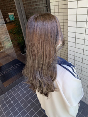 ナチュラルベージュ