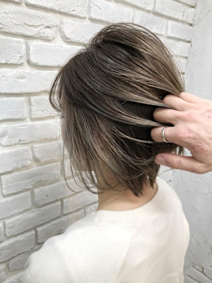 夏のバレイヤージュ