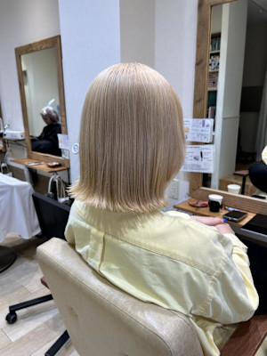 ミルクティーカラー／ベージュカラー