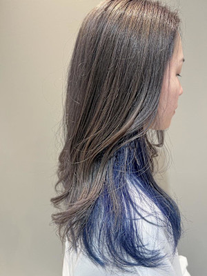 インナーカラーブルー×グレージュ