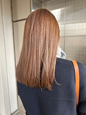 ベージュカラー　重ためロング