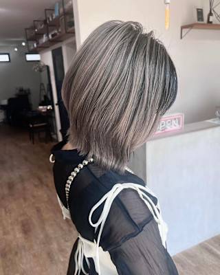 色落ちシルバーブリーチダブルカラー髪質改善トリートメント