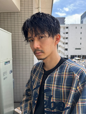 メンズスパイラルパーマ/ナチュラルブラウンカラー/ツーブロ