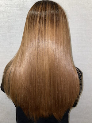 髪質改善　ハイトーン/30代40代50代