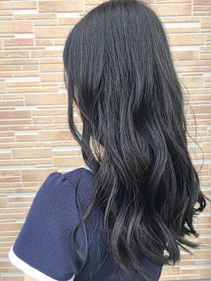 ブルーアッシュグレー