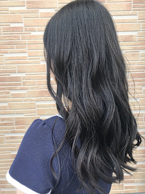 ミディアム　スタイル　巻髪レイヤー