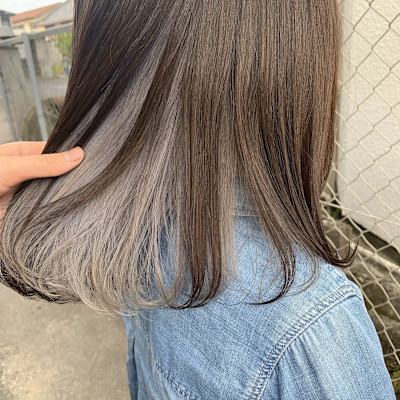 インナーカラー　グレージュ